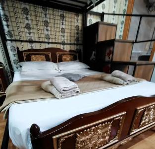 Jessica Flat , Holiday and Business - 132
