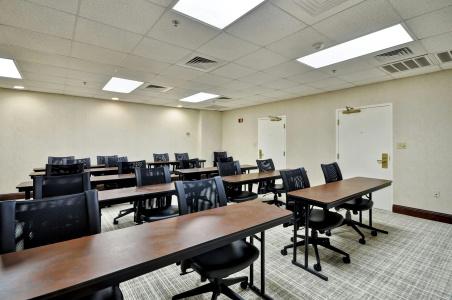 Homewood Suites by Hilton - 38
