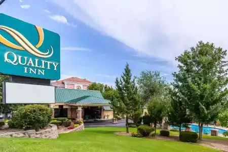 Quality Inn On the Strip - 16