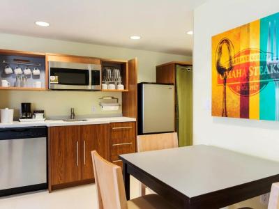 Home2 Suites By Hilton West - 26