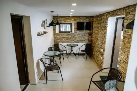 Hostel Re - 14