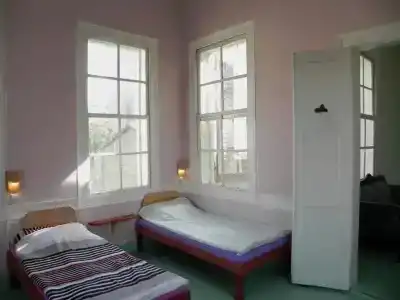 Lotus Garden Hostel Izmir - 1