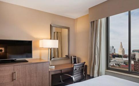 Holiday Inn Express Brooklyn, An Ihg - 5