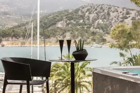 Canale & Suites - 138