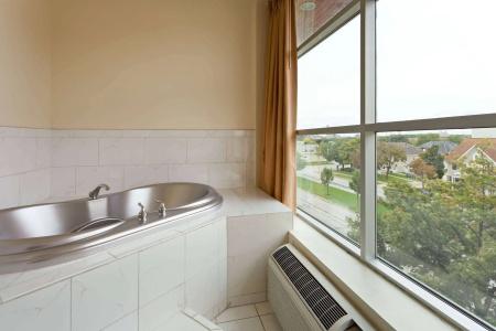 Days Inn & Suites by Wyndham - 11