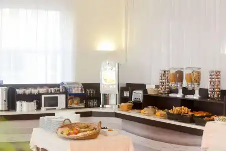 CERISE Royan - Le Grand Hôtel de la Plage - 13