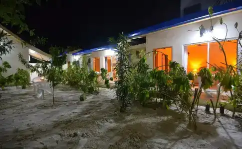 Beach Villa Ukulhas - 17