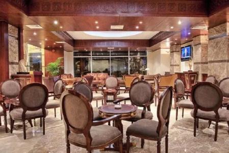 Gloria & Suites - 2