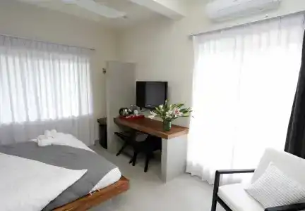 Bamboo9 Boutique - 0