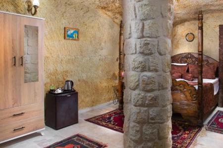 Romantic Cave - 53
