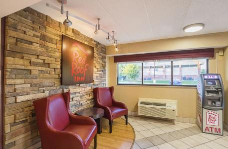 Red Roof Inn Indianapolis North - College Park - 12