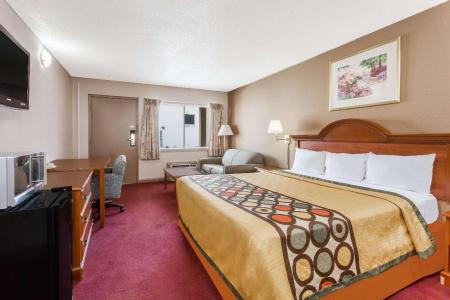 Super 8 by Wyndham - 13
