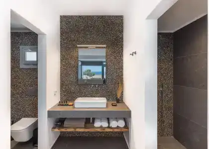 Volcanic Arc Suites - 46