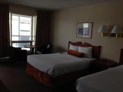 Knights Inn - 12