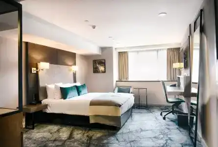 Crowne Plaza, An Ihg - 2