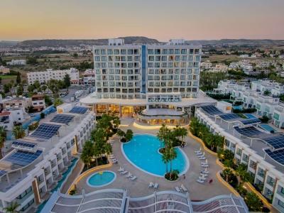 Radisson Beach Resort Larnaca - 13