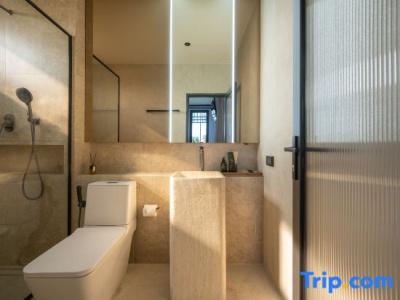 Shan Villas Sukhumvit - 172