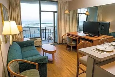 Four Sails Resort - 32