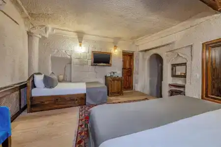Castle Cave - 118