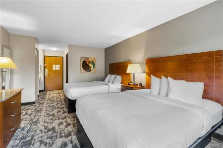 Best Western Ambassador Inn & Suites - 44