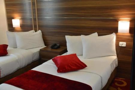 Park Plaza - 1