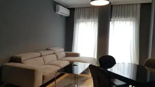 Oda Tirana - 157