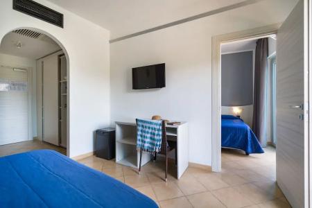 Carlton Riviera - 55