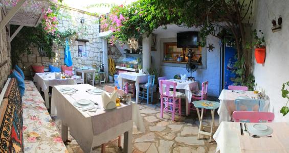 Alacati Asmali Konak - 18
