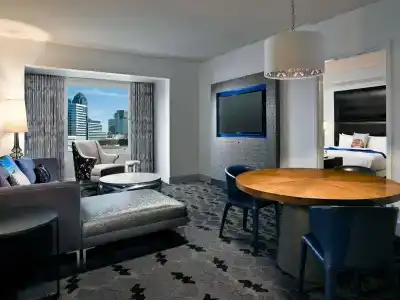 W Dallas - Victory - 22