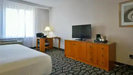 Empire Suites - 47