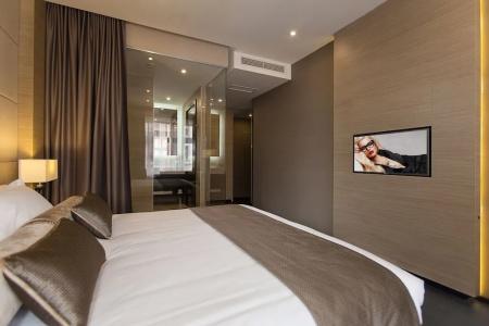 Dominic Smart & Luxury Suites - Republic Square - 25