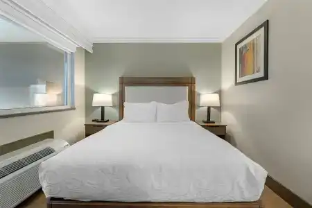 Best Western Plus - 29
