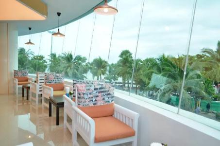 a-One Pattaya Beach Resort - 33