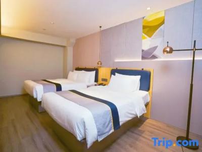 The Golden Ville Boutique and Spa - 105