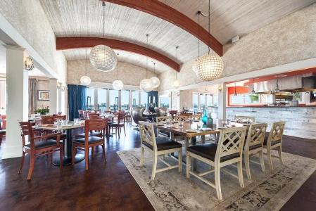 Paradise Point Resort & Spa - 24