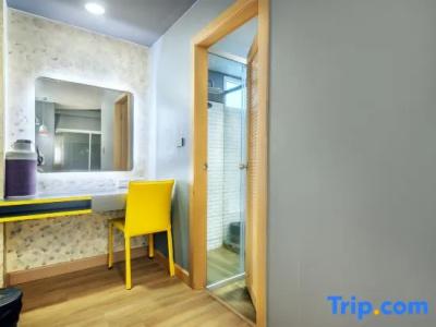 Qiu Sukhumvit - 58