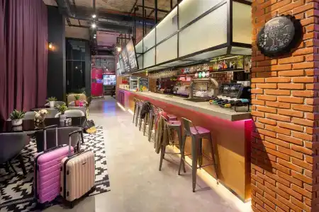 Moxy Lisbon City - 33