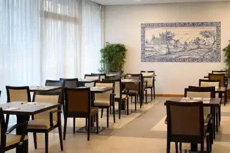 Tryp By Wyndham Porto Centro - 10