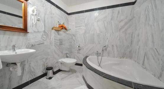 Brioni Suites - 37