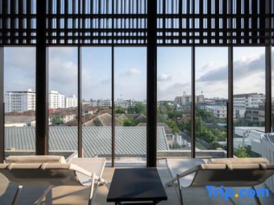 Shan Villas Sukhumvit - 273