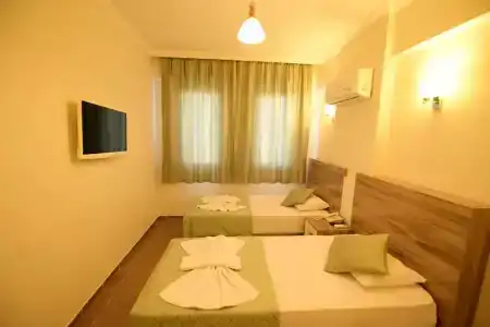 Narcis Apart - 75