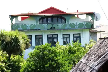 Green House - 35