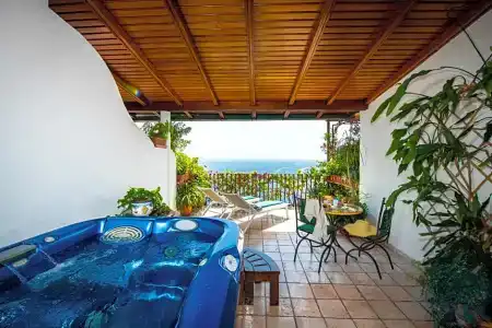 Eden Roc Suites - 274