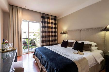 Best Western Plus Embassy - 37