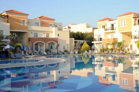 Chrispy Waterpark Resort - 97