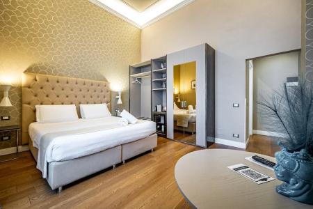 Martelli 6 Suite & - 99