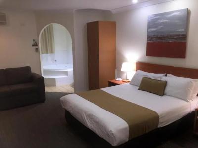 Best Western Tuscany on Tor Motor Inn - 78