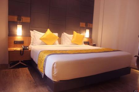 Fountain Tree By Tgi - 0