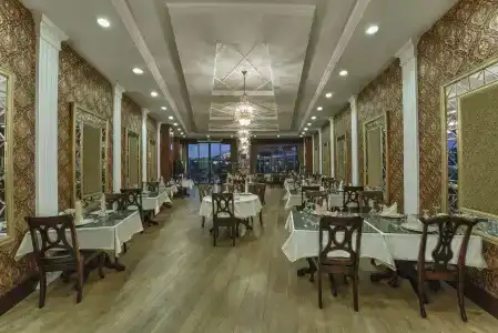 Delphin Palace - 37