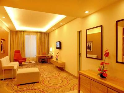 The Metropolitan & Spa New Delhi - 98